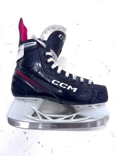 Used CCM JETSPEED Intermediate Hockey Skate Intermediate 4.0 11860-S000315303