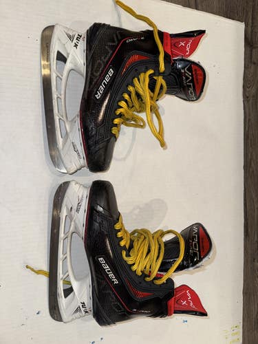 Bauer Vapor 3X Pro Hockey Skates 7 (Used)