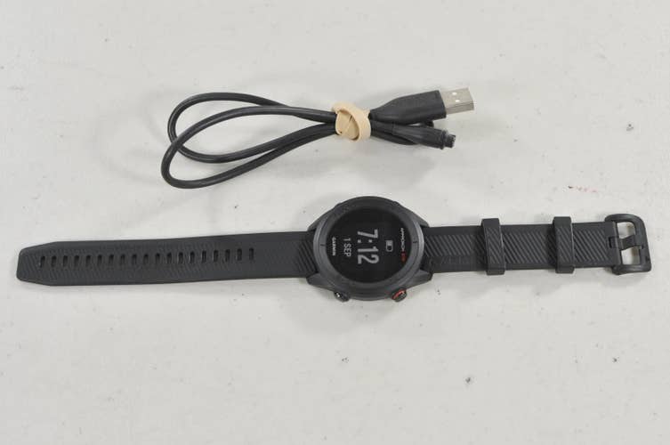 Garmin Approach S12 GPS Golf Watch Range Finder  #225199