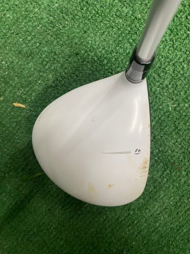 Men's TaylorMade R15 Driver Right Handed Stiff Flex 10.5 Loft (Used)