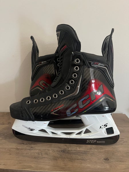 CCM JetSpeed FT8 Pro Hockey Skates Regular Width Size 9.5