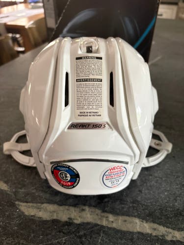 Small Bauer Re-Akt 150 Helmet (New)