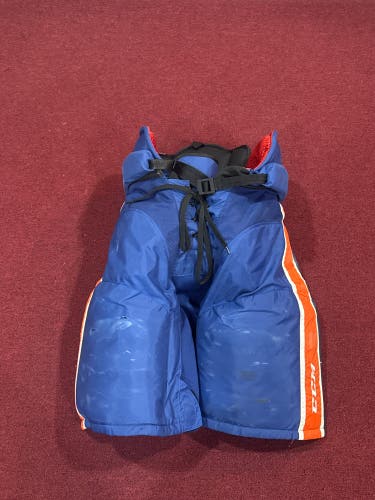 New York Islanders Medium CCM HP45X Hockey Pants Pro Stock Item#PSNYMC