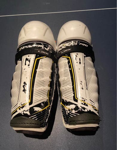Senior CCM Tacks Pro 15" Shin Pads Pro Stock (Used)