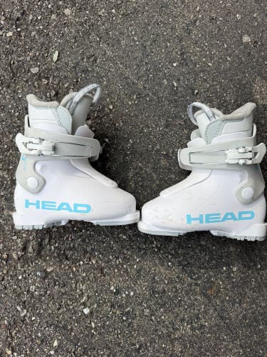 Mondo 17 & 17.5 Kid's HEAD Z1 Ski Boots (Used)