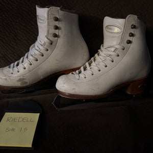 Riedell Figure Skates Junior 1.5 (Used)
