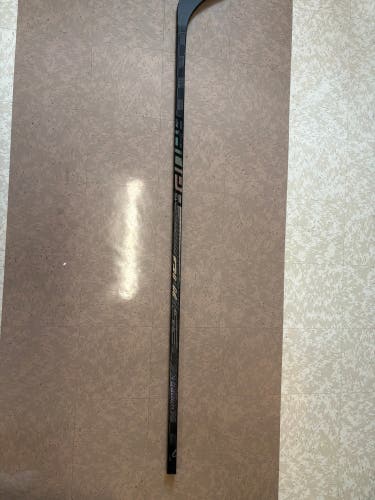 Senior Bauer Pulse Left Hand Hockey Stick P92 77 Flex (New)