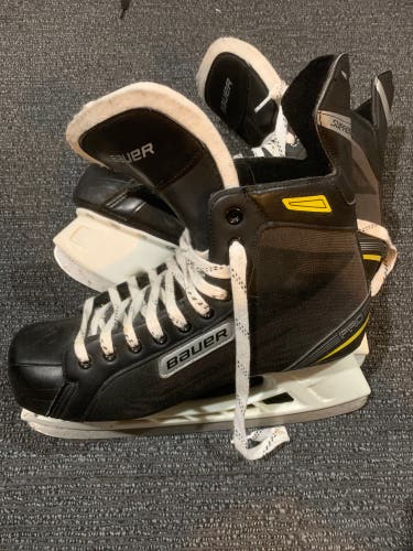 Bauer Supreme Pro Hockey Skates Regular Width 12 (Used)
