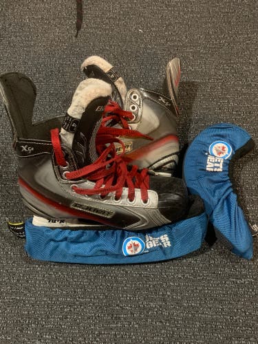 Bauer Vapor X5.0 Hockey Skates Extra Wide Width Size 4 (Used)