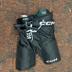 NEW Junior Large CCM JetSpeed FTW Hockey Pants