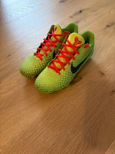Kobe Grinch football cleats- size 10