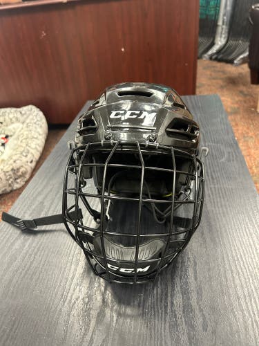 LIGHTLY USED CCM Tacks 310 Helmet MEDIUM