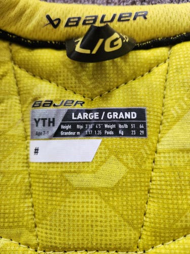 Large Youth Bauer Supreme Mach Shoulder Pads (Used)