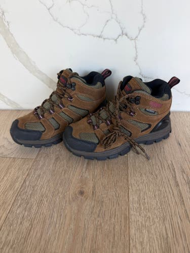 Unisex 3Y (Big Kids / Youth) Hiking Boots (New)