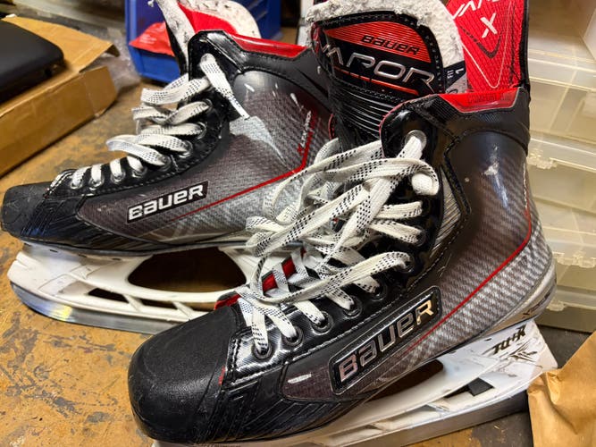 Bauer Vapor XLTX Pro+ Hockey Skates Regular Width 10 (Used)