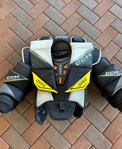 Senior Medium CCM Axis 2 Goalie Chest Protector