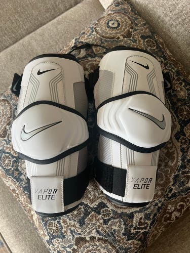 Large Adult Nike Vapor Elite Arm Pads (New)
