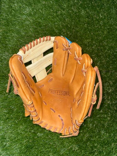 Easton Professional Collection RH Softball Glove 11.75"  Morgan Stuart (New) NWT
