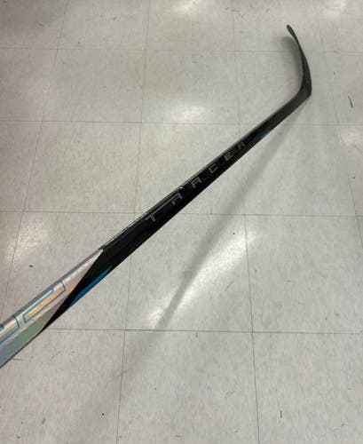 Intermediate Bauer Nexus Tracer Hockey Stick | RH P90TM
