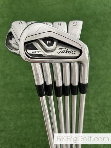 Titleist T300 21 Iron Set 5-P / True Temper AMT Black Stiff
