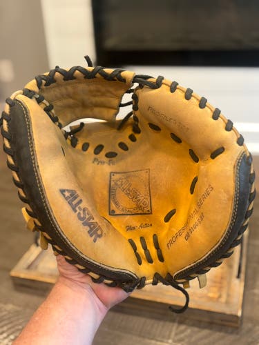All Star CM3100sbt RH Catcher's Glove