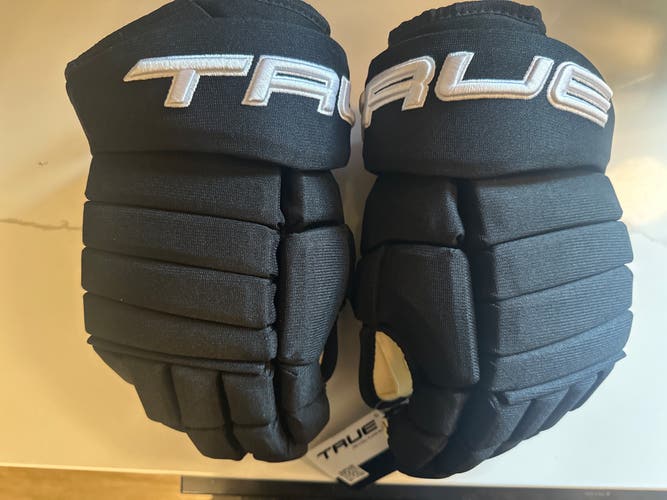 True Pro 4 Roll Gloves 13” (New)