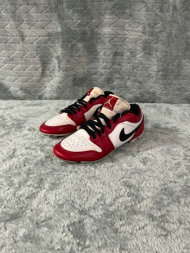 Red Men's Size M 9.5 (W 10.5) Adult Nike Air Jordan Low Top Footwear Molded Cleats (Used)