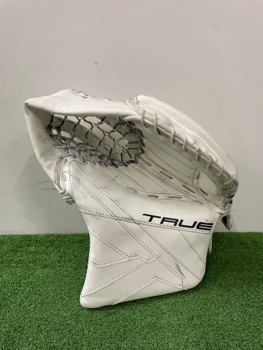 Senior True Goalie Gloves & Blockers Regular (Used)