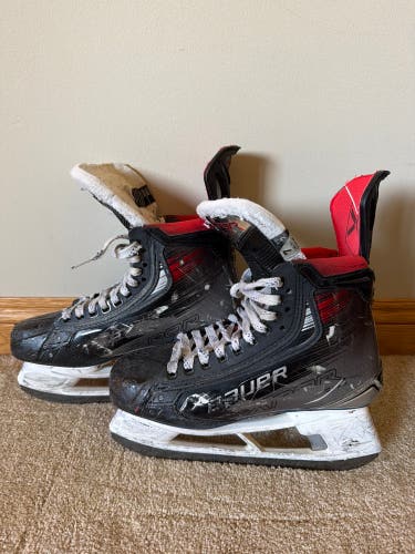 2023 Bauer Vapor X5 Pro Hockey Skates (Used)