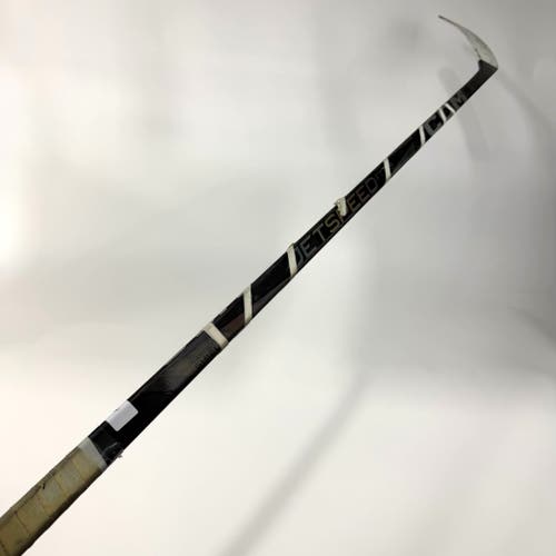 Used Right Black CCM Jetspeed FT7 Pro | 85 Flex P40 Square Toe Curve Grip | AB438