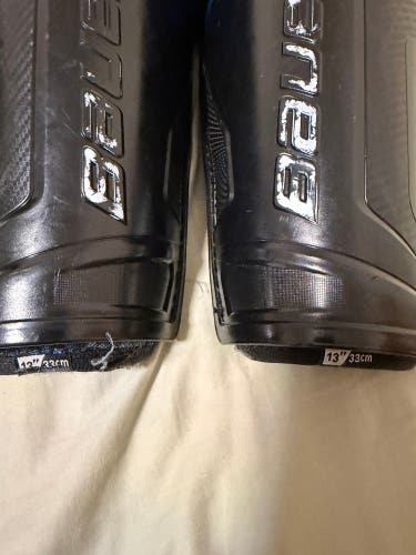Intermediate Bauer Supreme Ultrasonic 13" Shin Pads (Used)