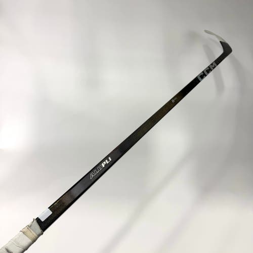 Used Right CCM Jetspeed FT8 Pro | 95 Flex P28M Curve Grip | AB435