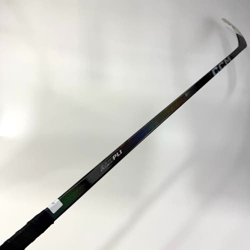 Used Right CCM Jetspeed FT8 Pro | 95 Flex P28M Curve Grip | AB436