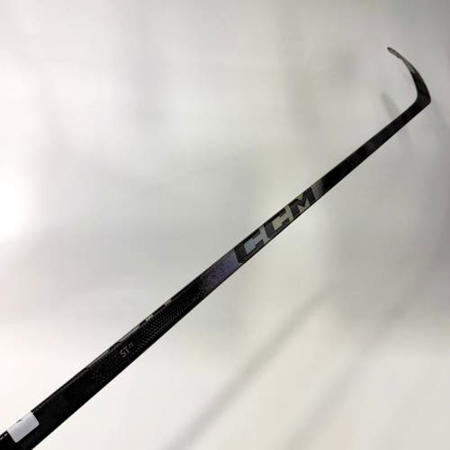 Used Right CCM Ribcor Trigger 10 Pro | 75 Flex P28 Curve Grip | AB433