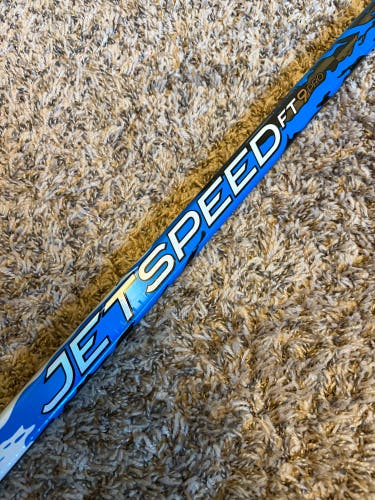 CCM Jetspeed ft9 pro SR RH Hockey Stick P28 75 Flex (New with Flaws) (No Warranty)