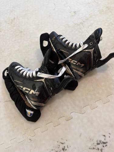 CCM XF Pro Hockey Skates Size 4.5 (Used)