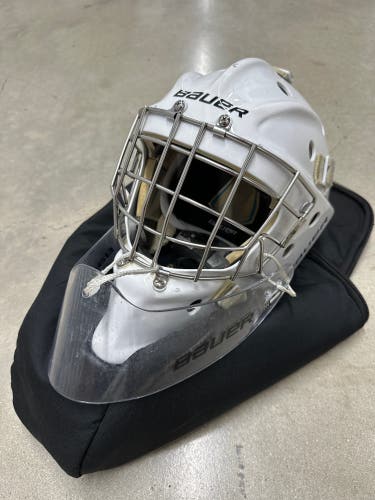 Senior Large Bauer Profile 950 Goalie Mask (Used)