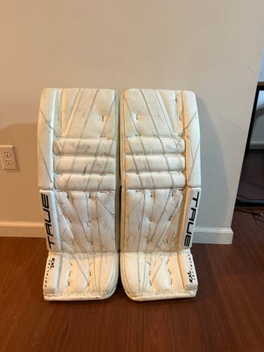 32" 2023 True 7x3 Goalie Leg Pads Pro Stock (Used)