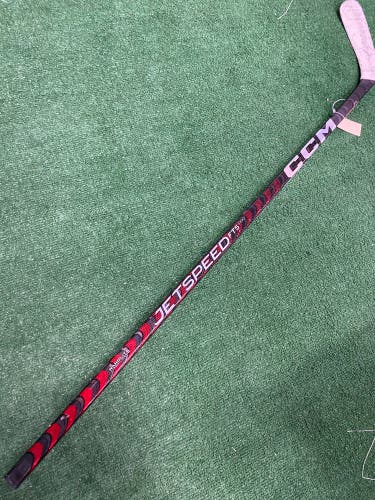 Junior CCM JetSpeed FT5 Pro Hockey Stick Right Handed P29 40 Flex (Used)