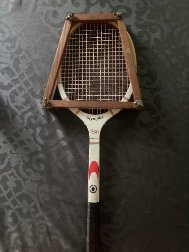 Adult Tennis Racquet (Used)