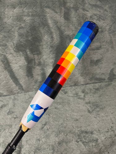 White 2023 DeMarini Prism+ Composite Bat (-11) Composite 18 oz 29" (Used)