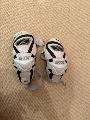 Small Youth STX Cell V Arm Pads (Used)