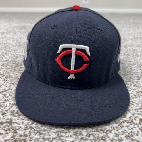 Minnesota Twins Hat Cap Fitted Mens 7 5/8 MLB Baseball Postseason New Era USA
