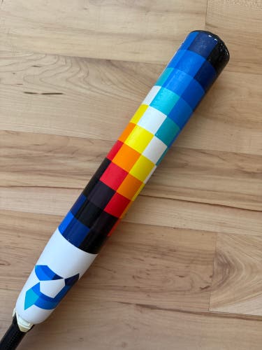 DeMarini Prism 29/18 (-11) Fastpitch Softball Bat