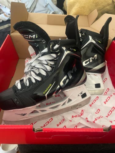 2024 CCM Tacks XF 90 Hockey Skates Regular Width Size 5 (Used)
