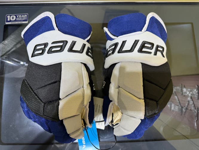 Tampa Bay Lightning Bauer Supreme 2s Pro Gloves 14" (New) Myers