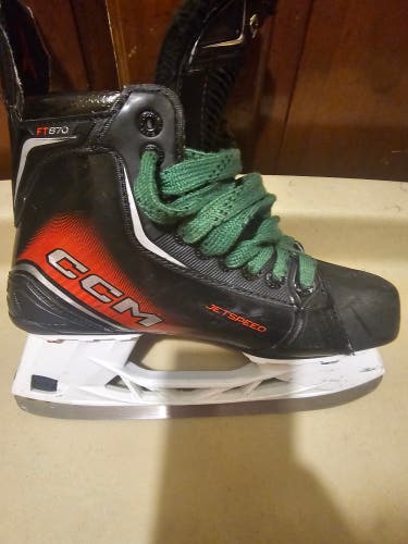 Black CCM JetSpeed FT870 Hockey Skates 6 (Used)