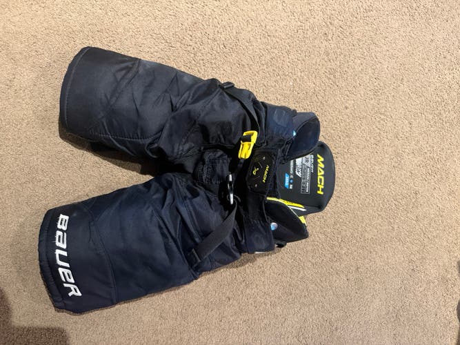 Junior Medium Bauer Supreme Mach Hockey Pants (Used)