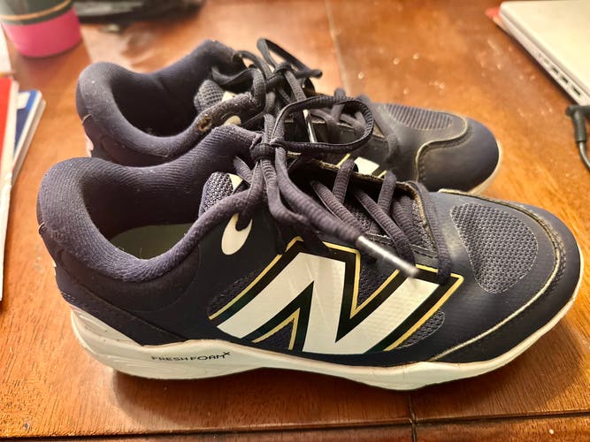 Blue Kid's 5Y (Big Kids / Youth) Youth New Balance 3000v7 Low Top Molded Cleats (Used)