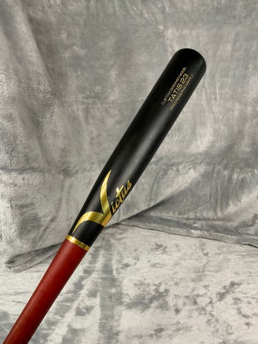 Victus Tatis Maple Bat (-3) Maple 29 oz 32" (Used)